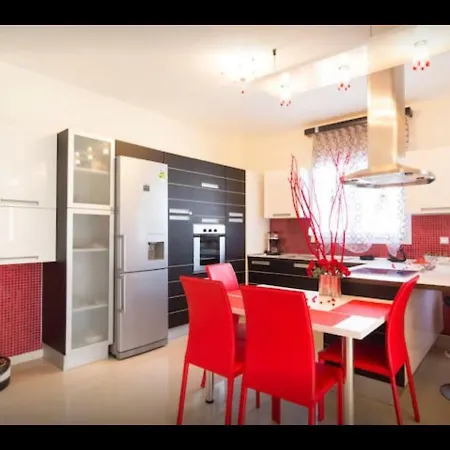 Apartment Artisti Elena